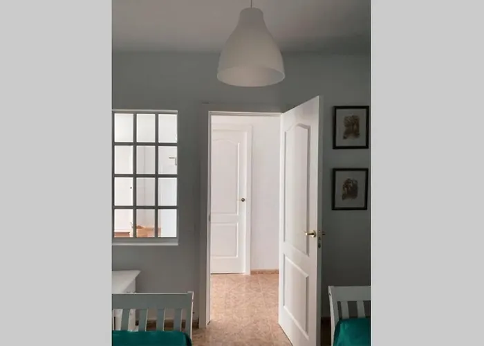 Large 150 M2 Apartment, View And Location ! アパート *