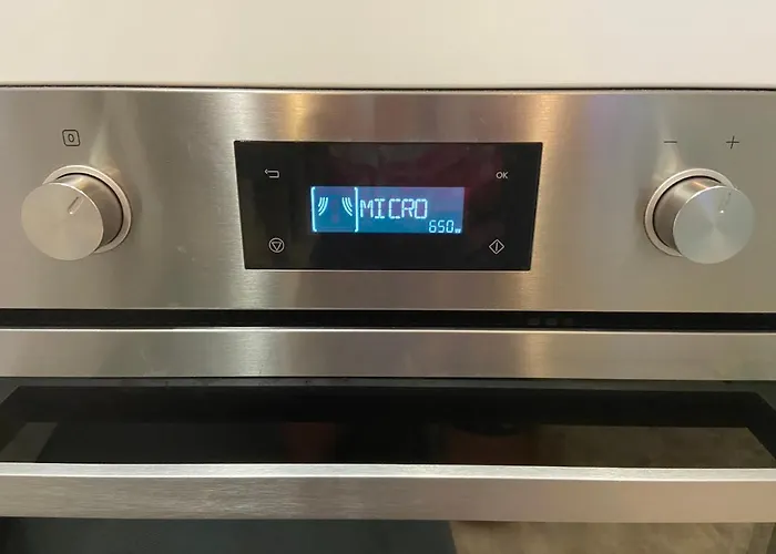 Large 150 M2 Apartment, View And Location ! شقة *